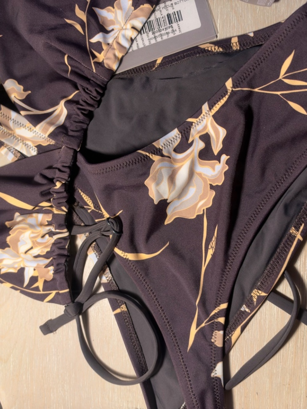 Kith String Bikini Triangle Top Medium NWT - Picture 2 of 11